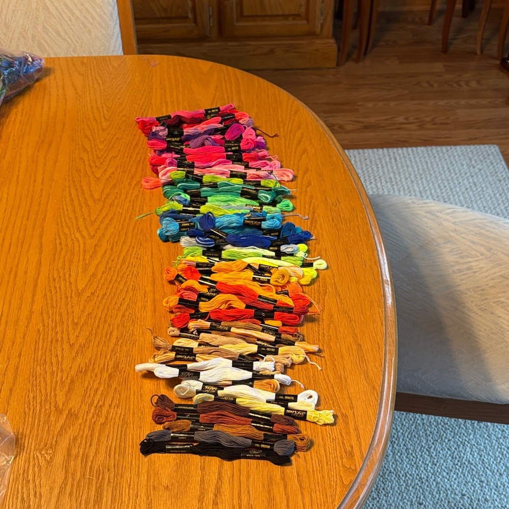 97 J & P Coats Colorful Embroidery Floss Set New